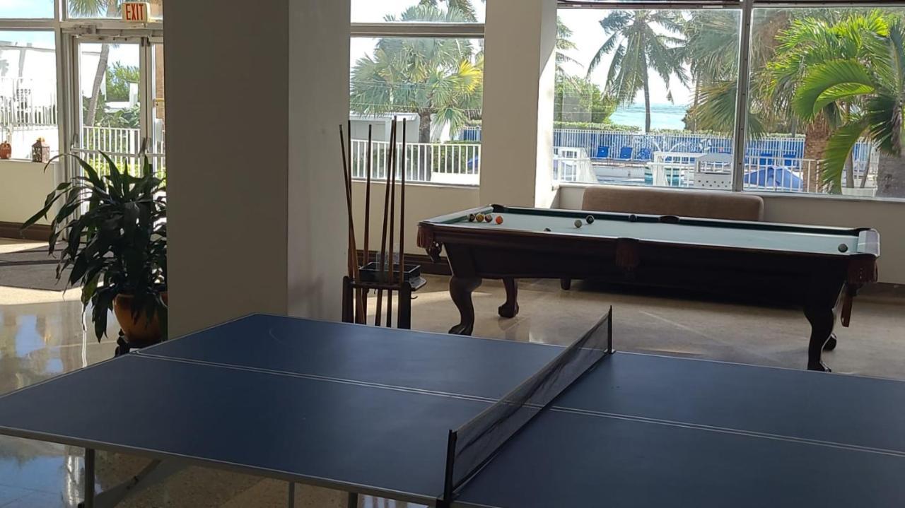 Sherry Frontenac Oceanfront Miami Beach Exterior photo